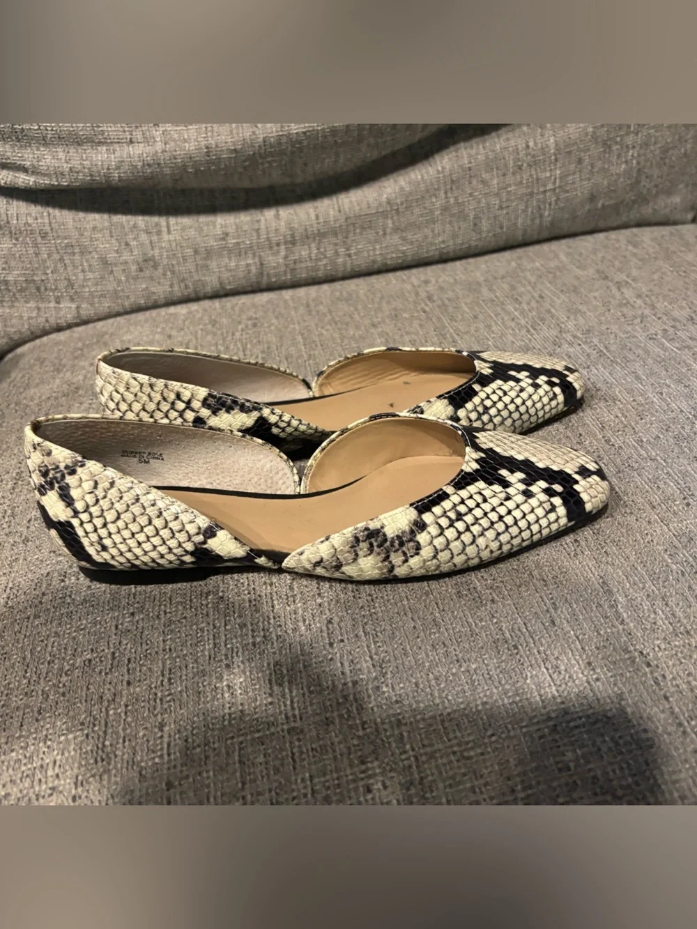Ann Taylor Snakeskin Leather D’Orsay Flats 🥿 Well Loved